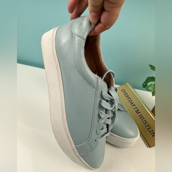 Halogen blue soft leather shoes size 9.5M, new like condition - Picture 3 of 7